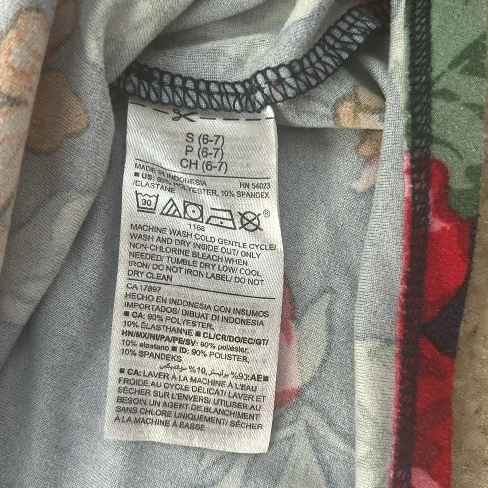 LOT Good Condition Old Navy Tops